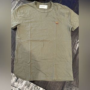 Abercrombie & Fitch - Soft A&F Men’s small - Olive